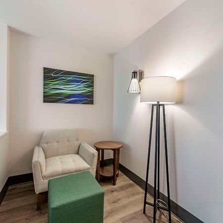 Comfort Suites Colorado Springs East -Medical Center Area Exterior foto