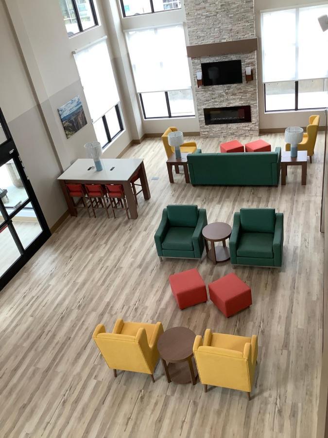 Comfort Suites Colorado Springs East -Medical Center Area Exterior foto